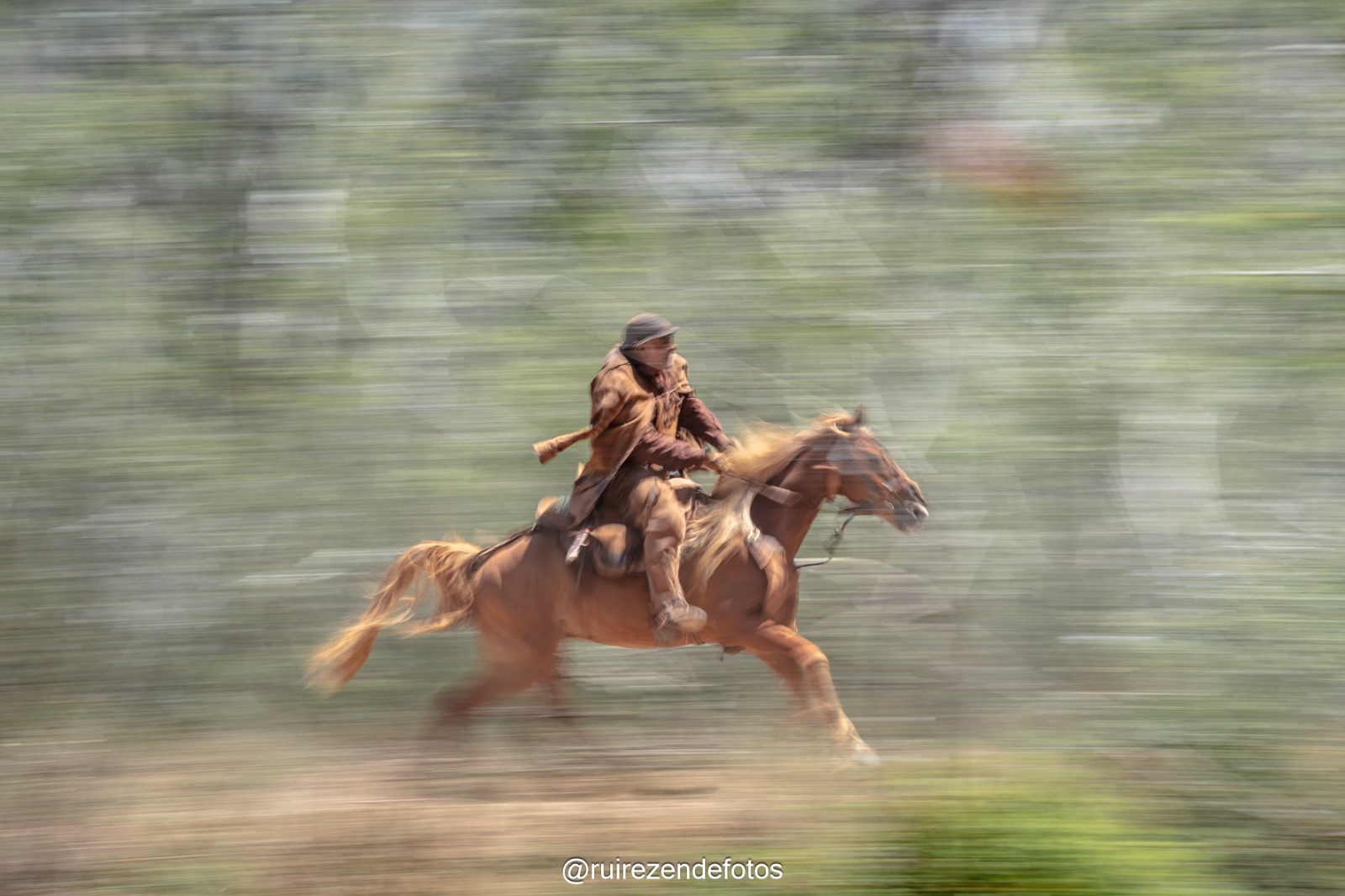 O Fotógrafo que Documenta a Caatinga